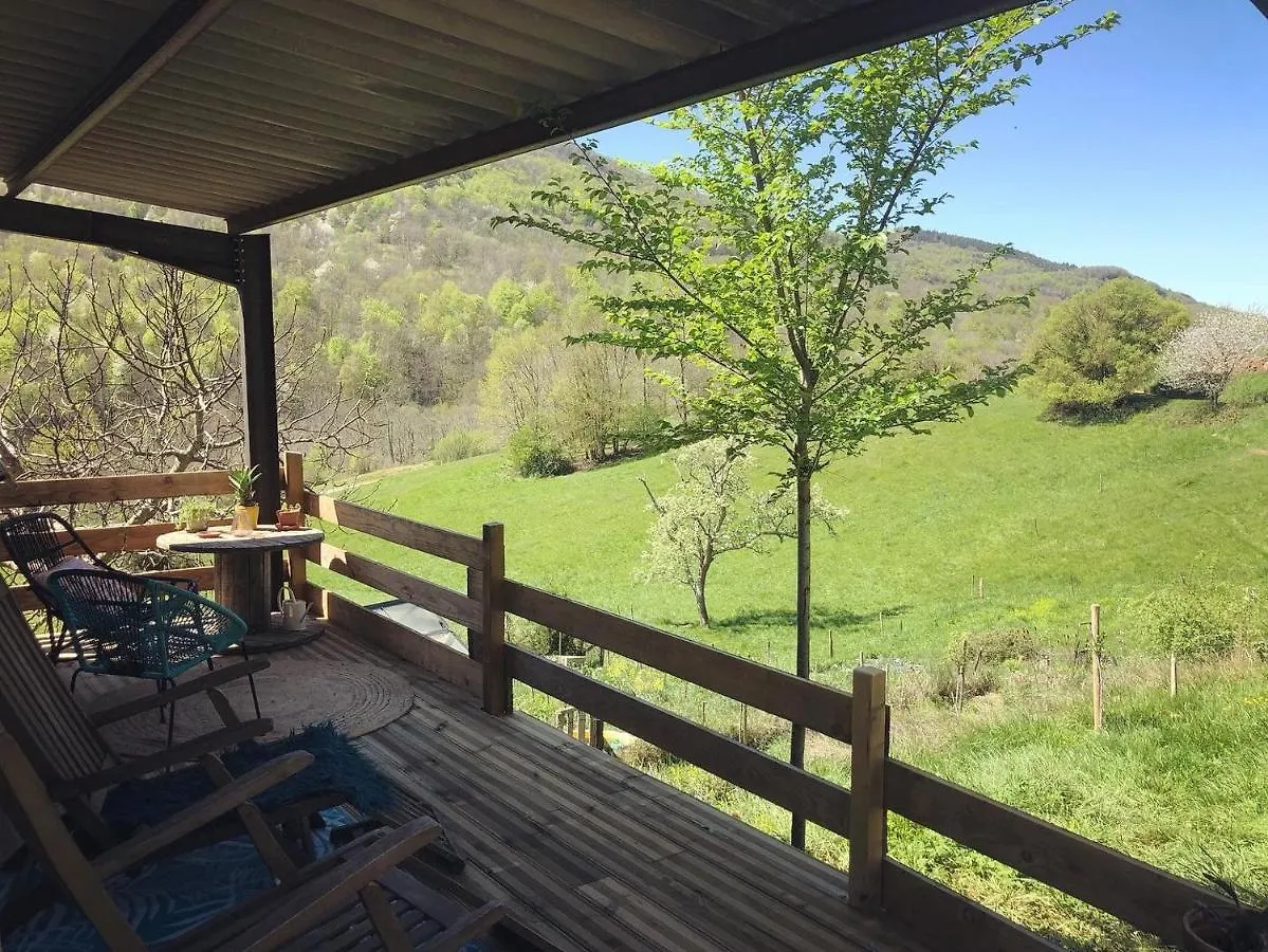 Gite Aurinko : Caravane Avec Bain Nordique Roquefort-Les-Cascades Guest house